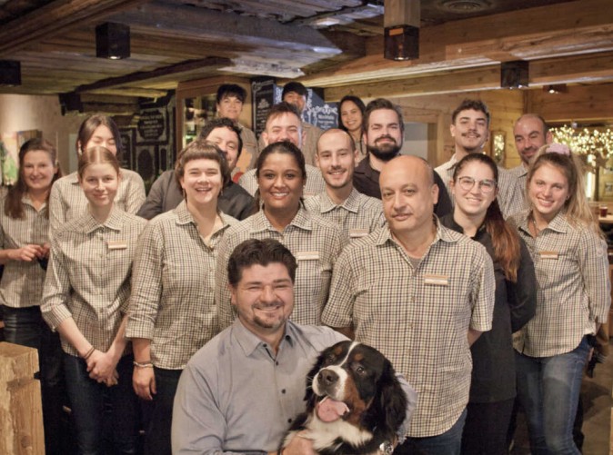 050_Eiger Selfness Grindewald - Schoene Aussichten Touristik -team-service-quer2